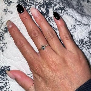 10ky Solid gold obsidian, black & white diamond ring